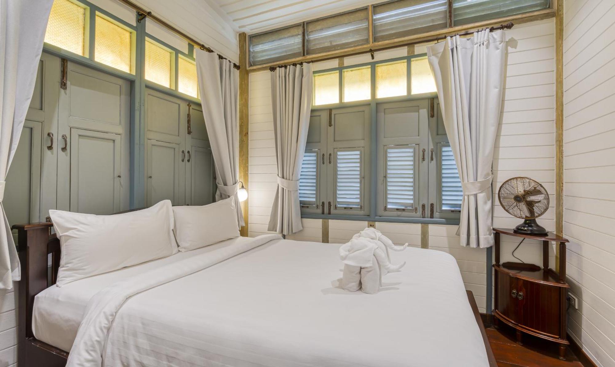 Priya Boutique House Bed & Breakfast Bangkok Exterior foto