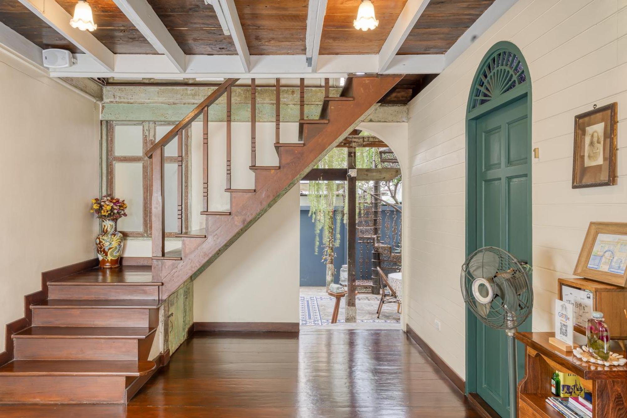 Priya Boutique House Bed & Breakfast Bangkok Exterior foto