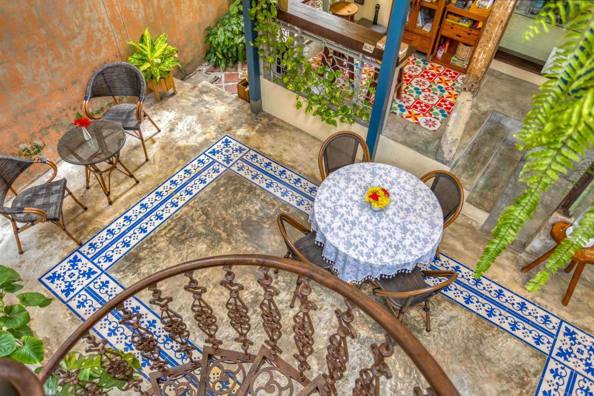 Priya Boutique House Bed & Breakfast Bangkok Exterior foto